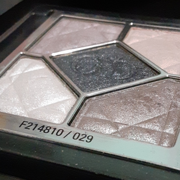 DIOR Eyeshadow Palette - Picture 2 of 8
